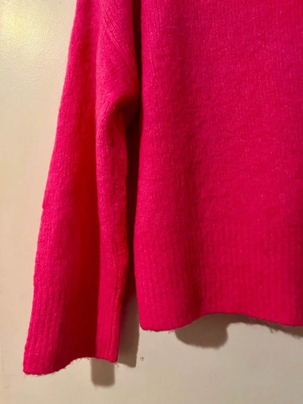 Zara Sweater - Picture 4 of 4